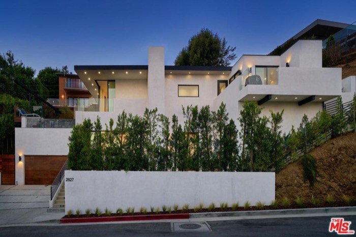 The Hollywood Marvel &mdash; photo 1