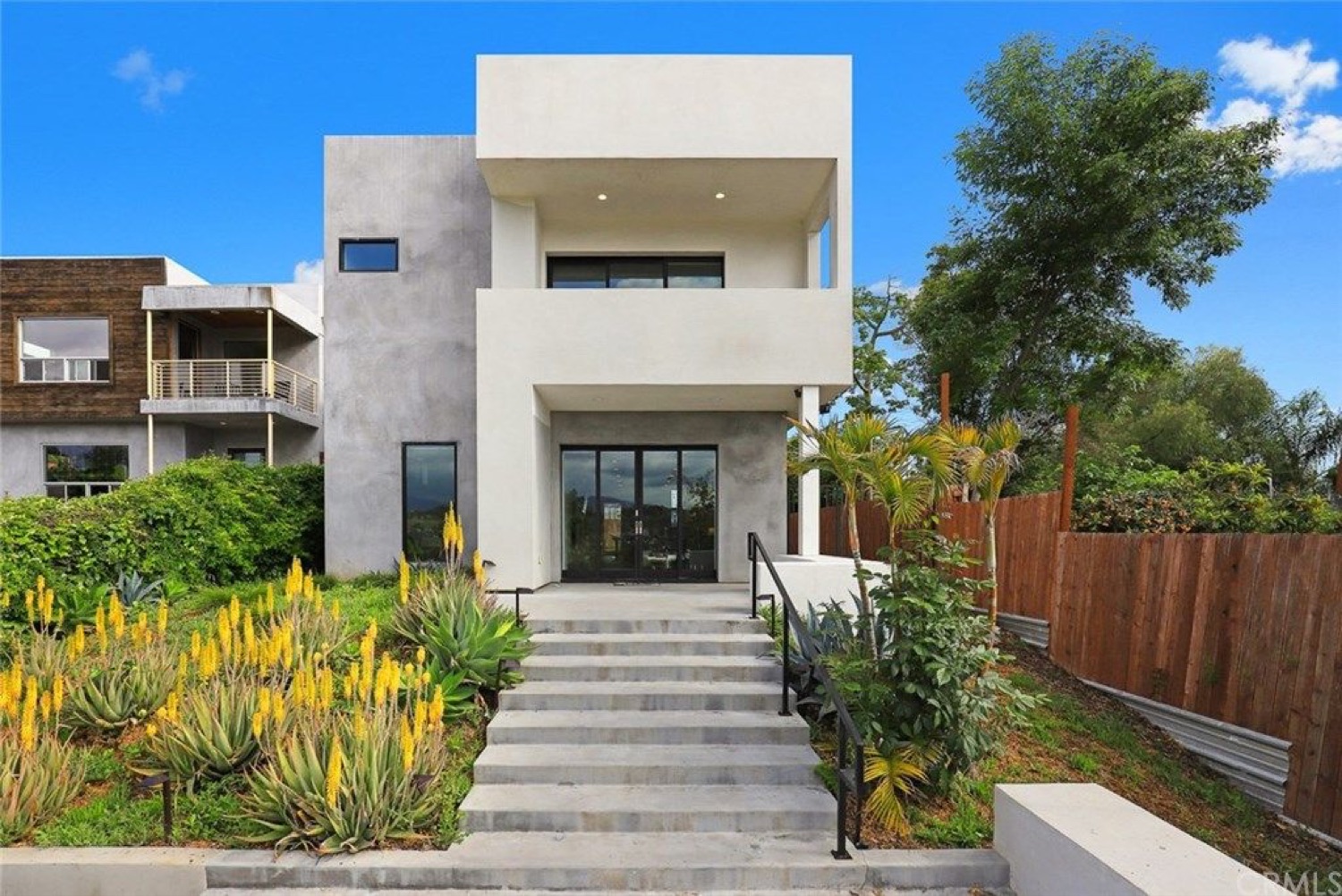 10 Red Flags in Real Estate Offering Documents
